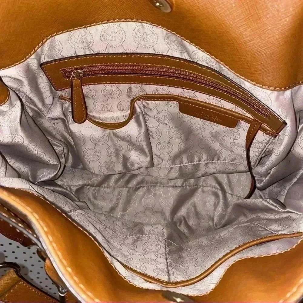 Michael Kors Hamilton Purse